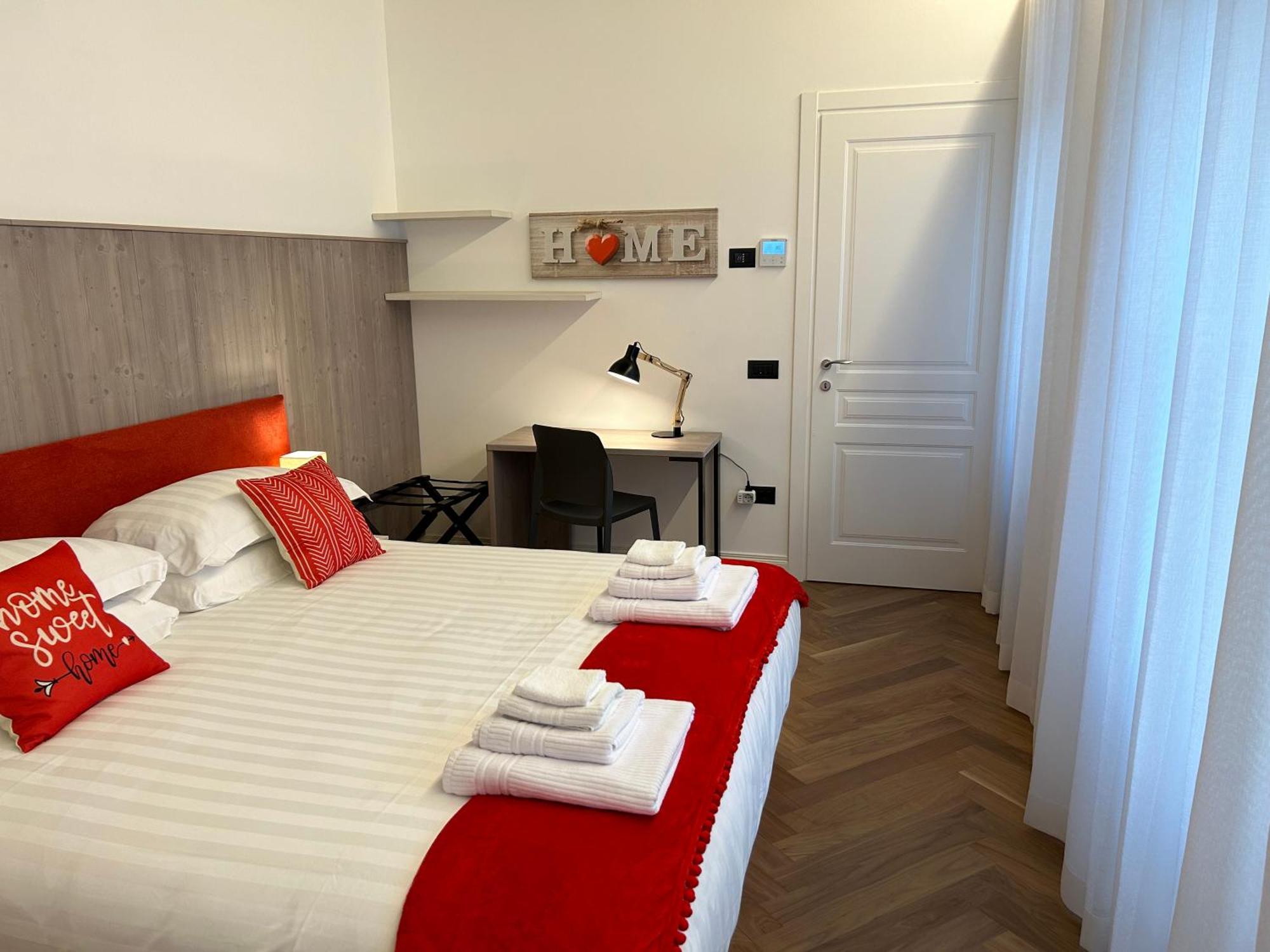 Casa Romano Suites Триест Екстериор снимка
