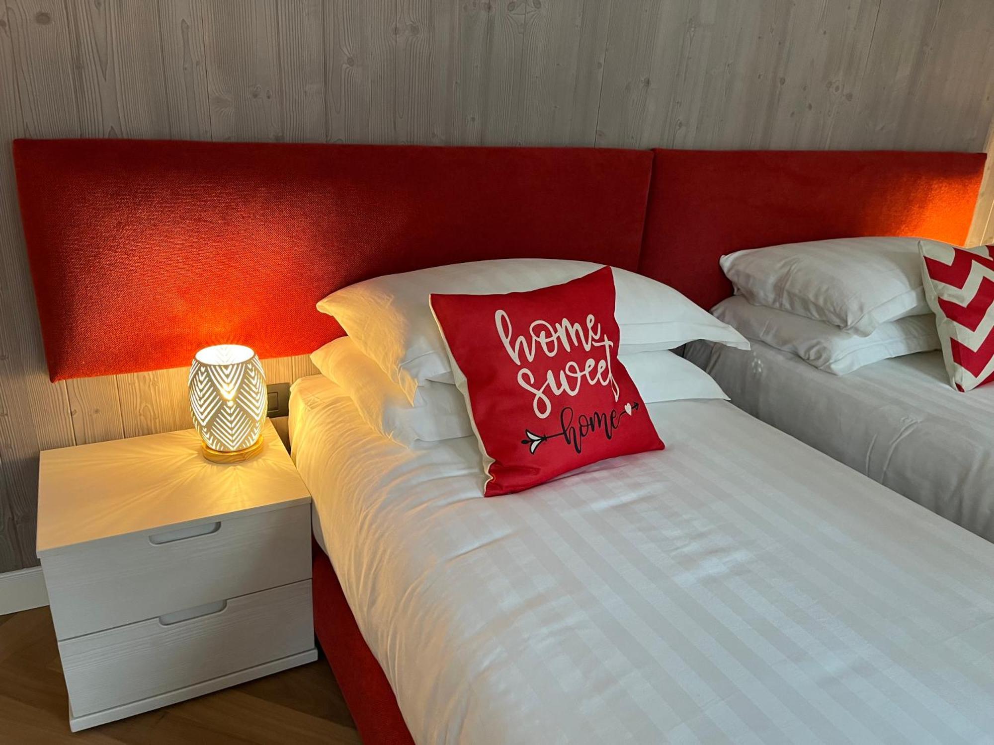 Casa Romano Suites Триест Екстериор снимка