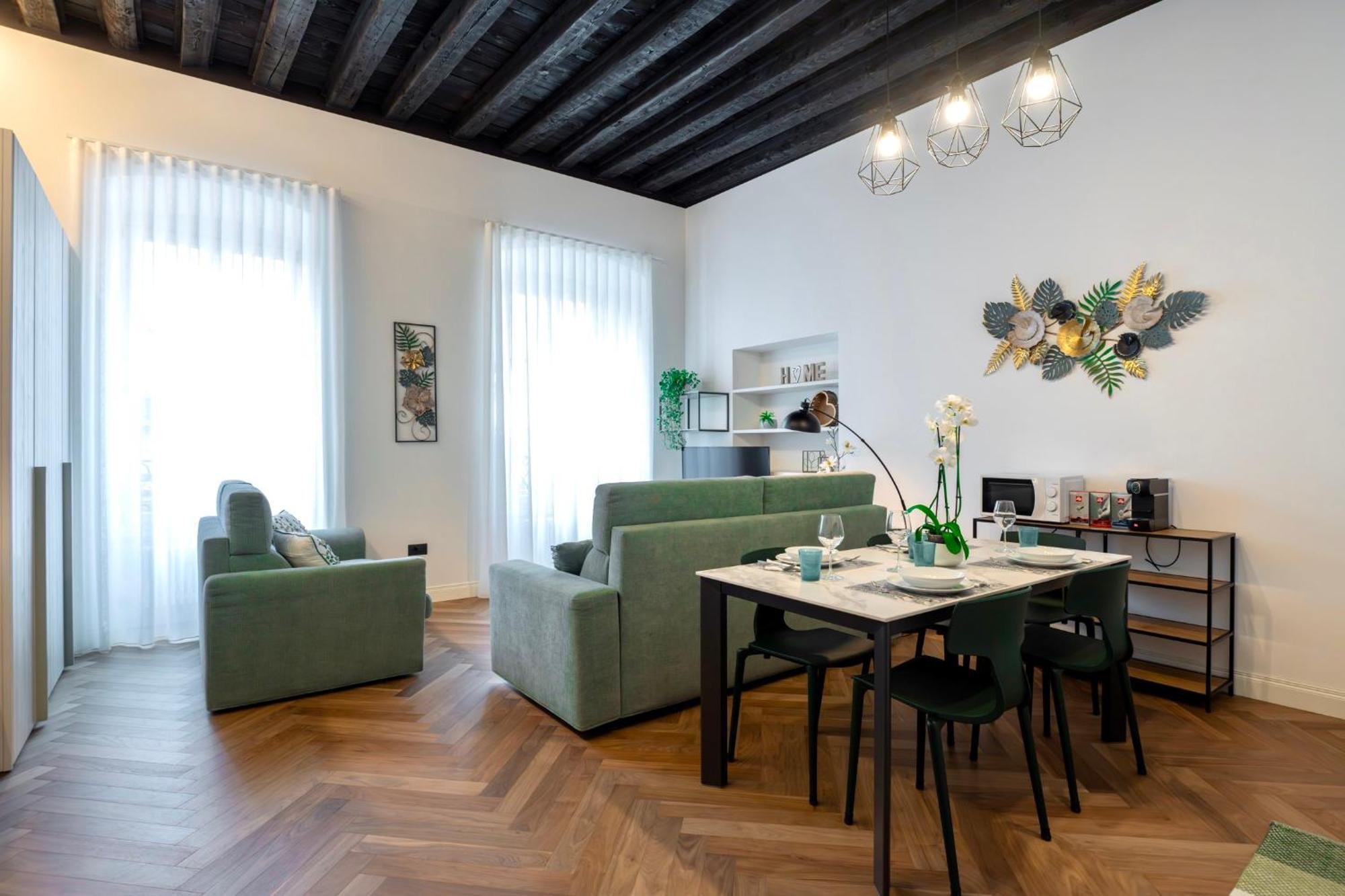 Casa Romano Suites Триест Екстериор снимка