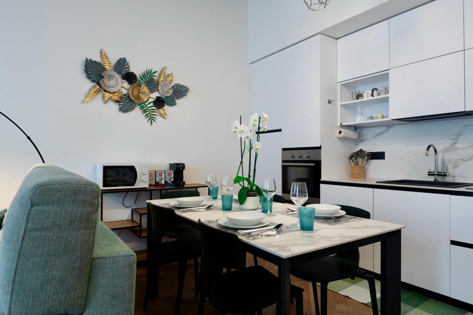 Casa Romano Suites Триест Екстериор снимка