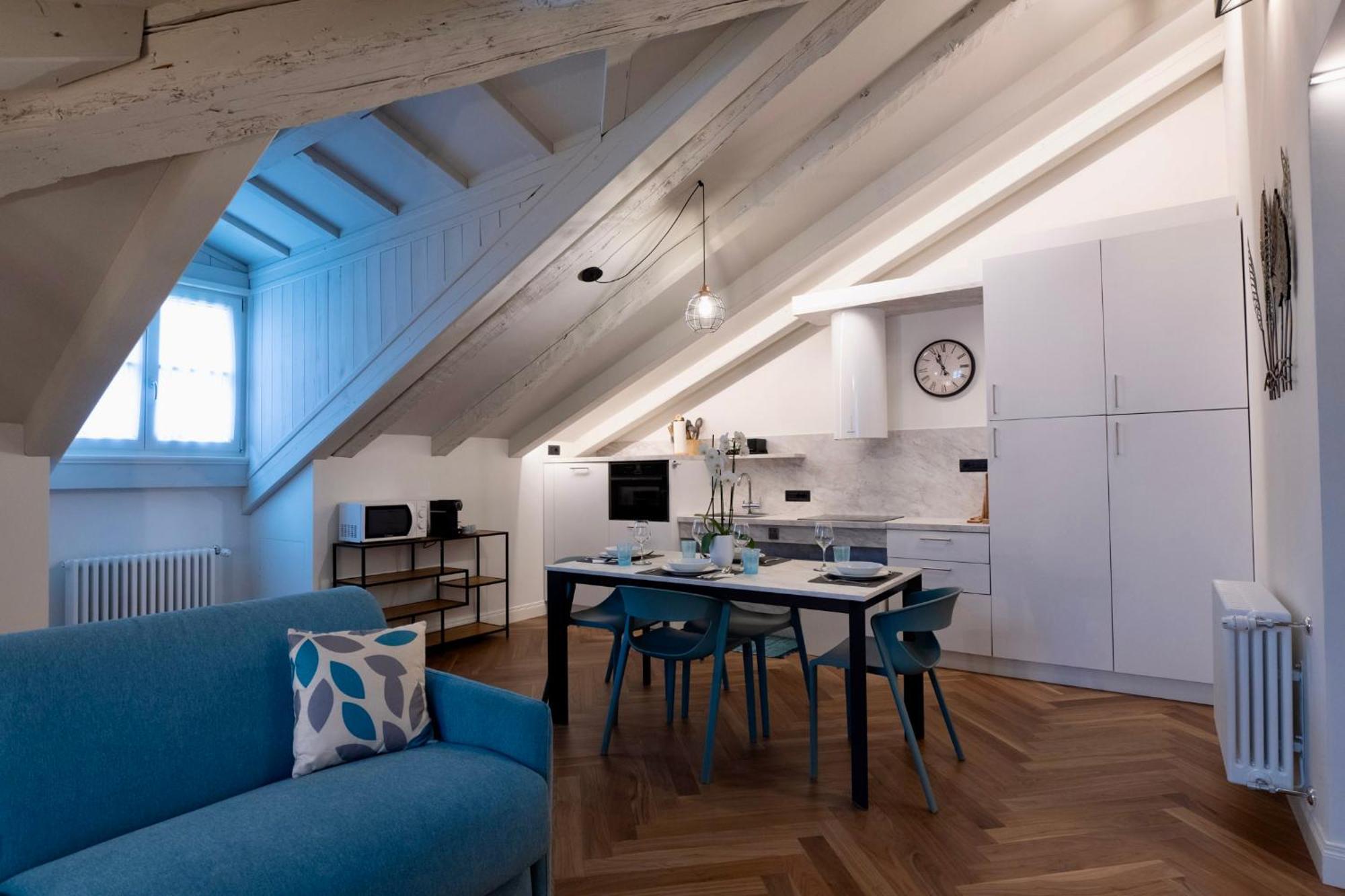 Casa Romano Suites Триест Екстериор снимка