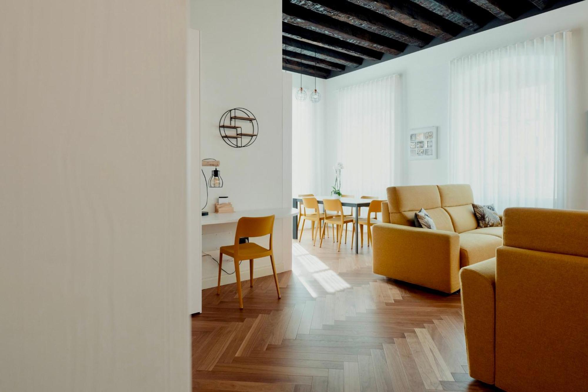 Casa Romano Suites Триест Екстериор снимка