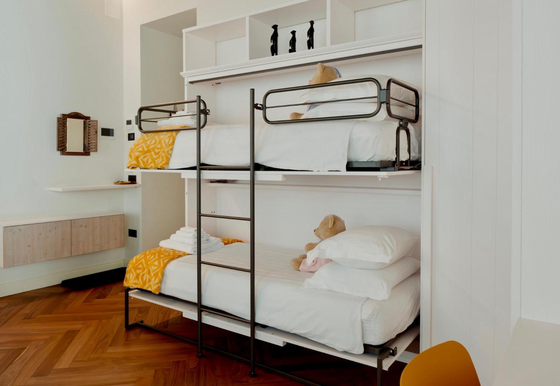 Casa Romano Suites Триест Екстериор снимка