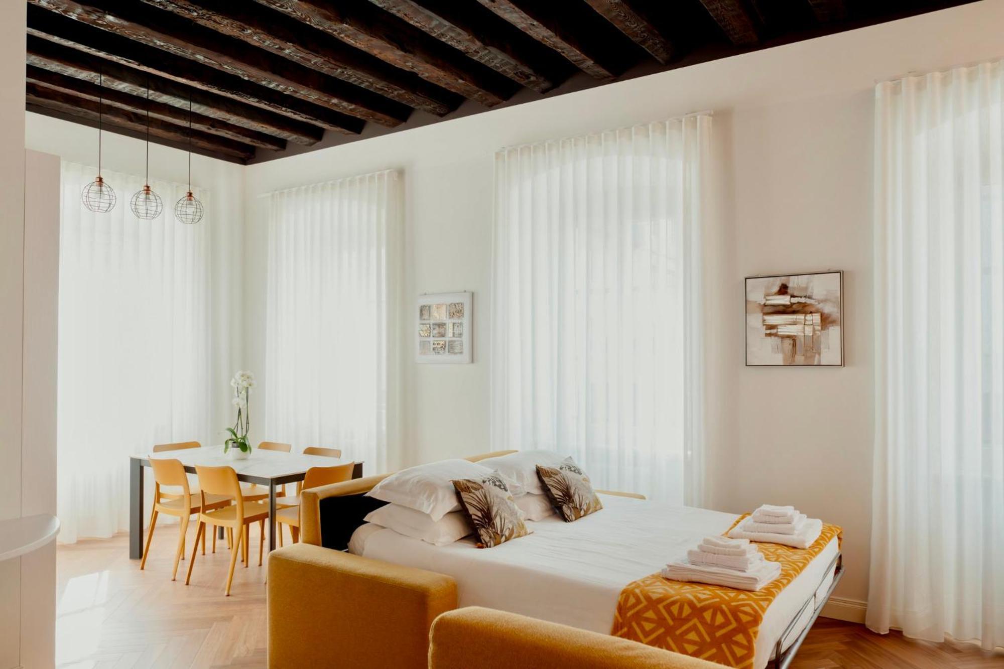 Casa Romano Suites Триест Екстериор снимка