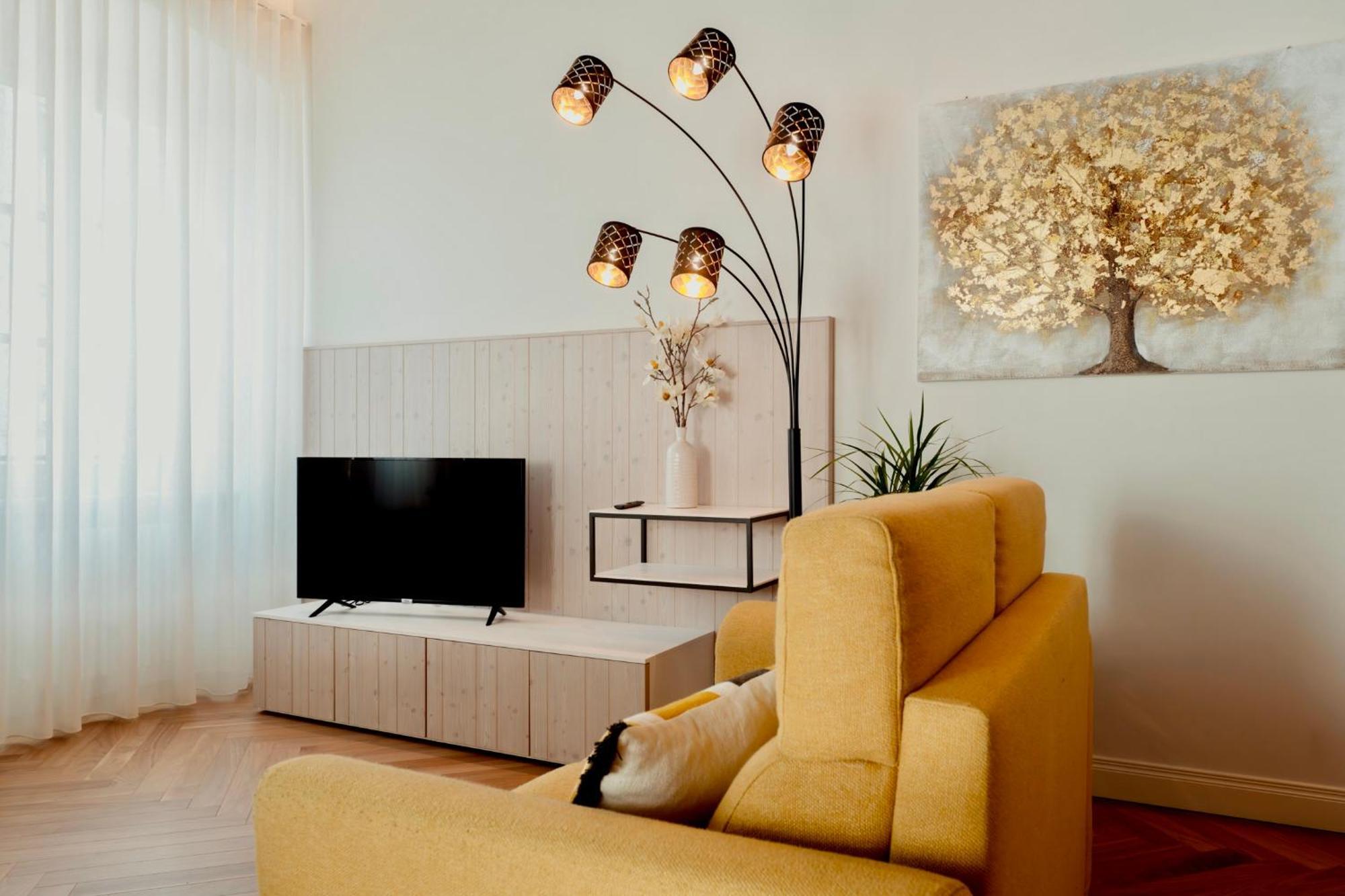 Casa Romano Suites Триест Екстериор снимка